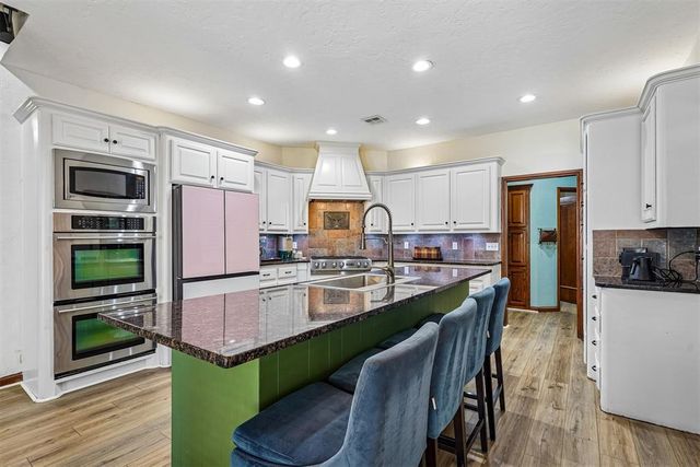 11500 S Ross Avenue, Oklahoma City, OK 73170