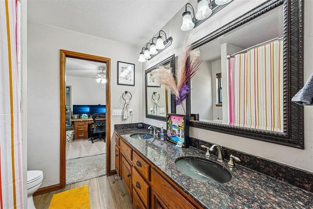 11500 S Ross Avenue, Oklahoma City, OK 73170