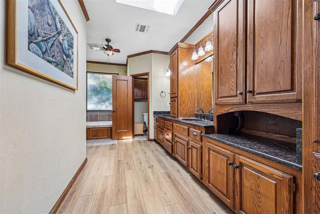 11500 S Ross Avenue, Oklahoma City, OK 73170