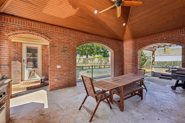11500 S Ross Avenue, Oklahoma City, OK 73170
