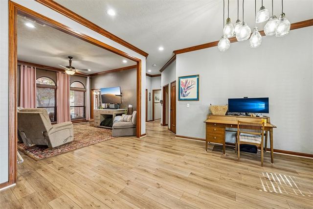 11500 S Ross Avenue, Oklahoma City, OK 73170