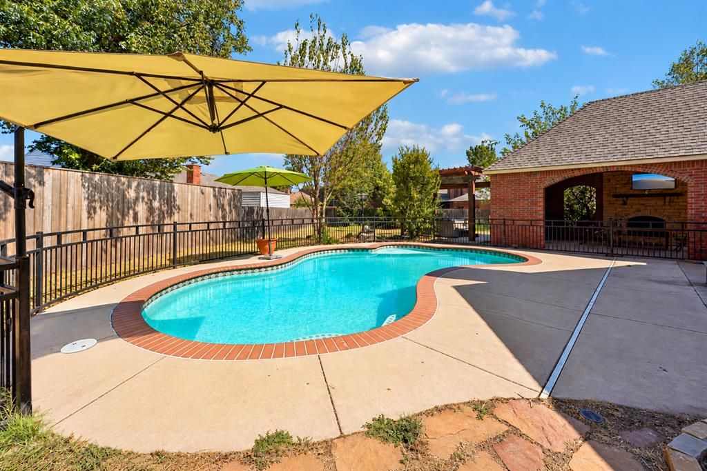 11500 S Ross Avenue, Oklahoma City, OK 73170