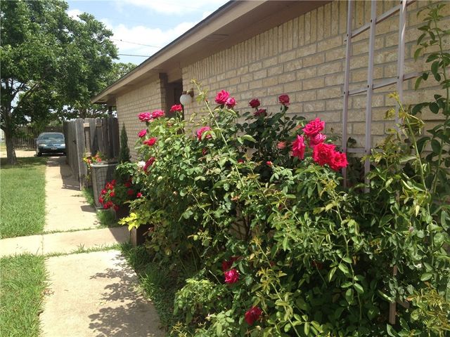 701 Wellesley B, College Station, TX 77840