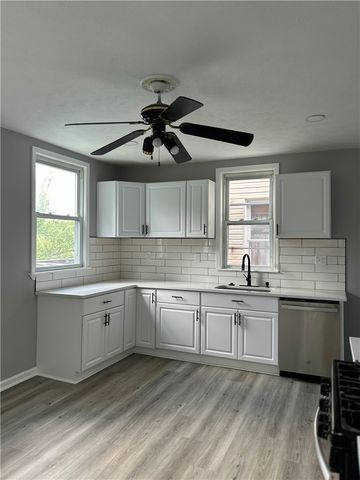 2438 Diehl Ave, Carrick, PA 15210