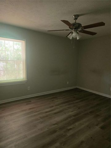 12130 Brown Bridge Road, Covington, GA 30016