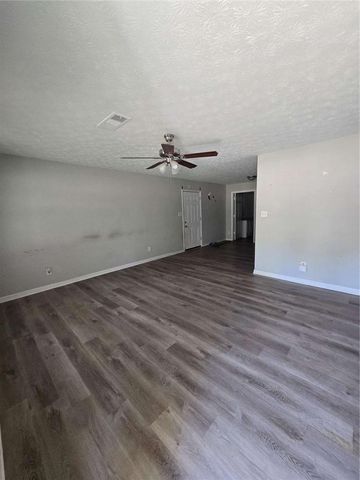 12130 Brown Bridge Road, Covington, GA 30016