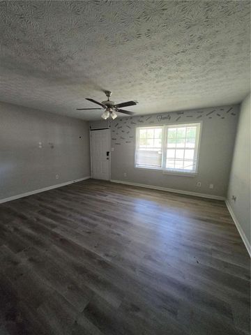 12130 Brown Bridge Road, Covington, GA 30016