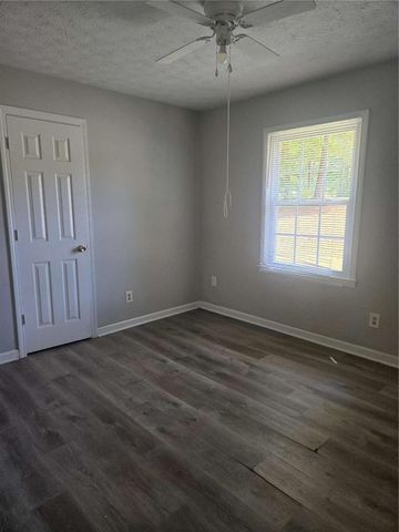 12130 Brown Bridge Road, Covington, GA 30016