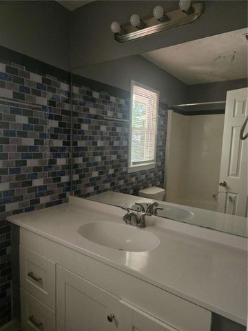 12130 Brown Bridge Road, Covington, GA 30016