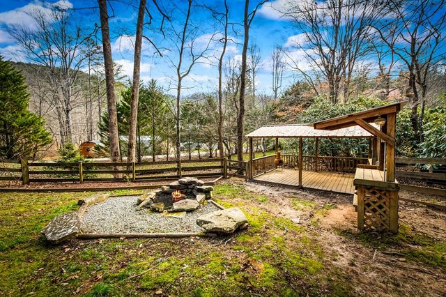 65 Jenkins Trail, Blairsville, GA 30512