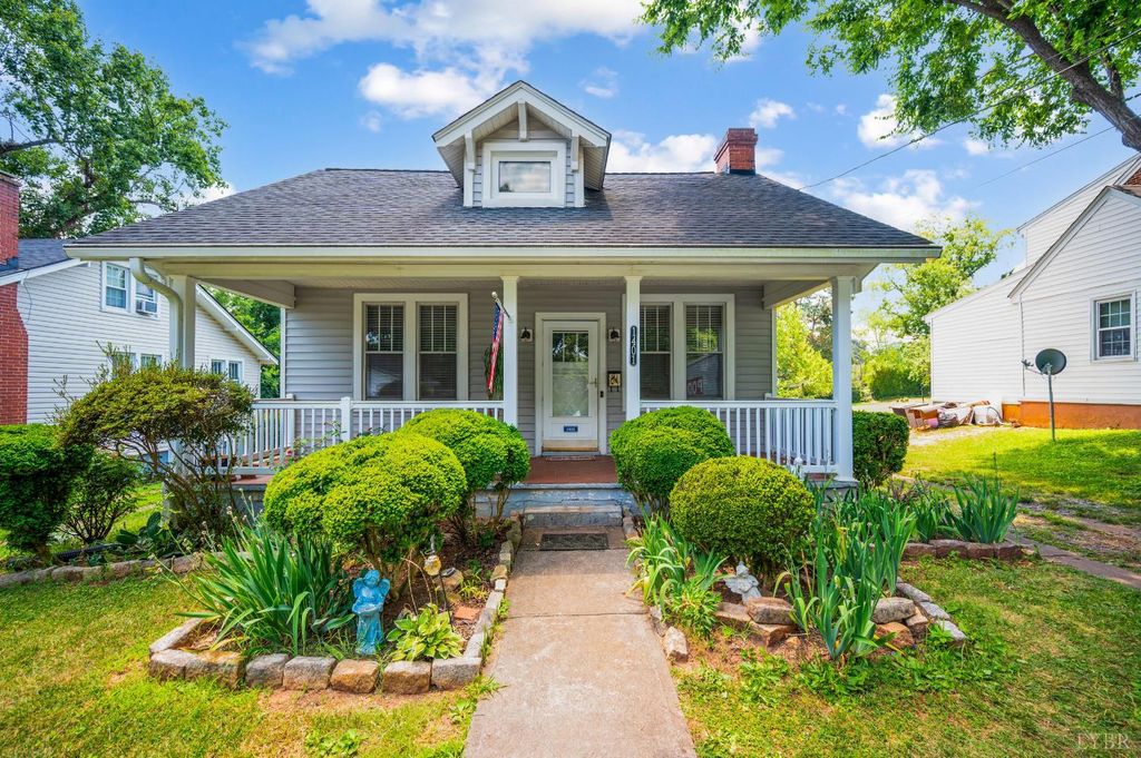 1401 Liggates Road, Lynchburg, VA 24502