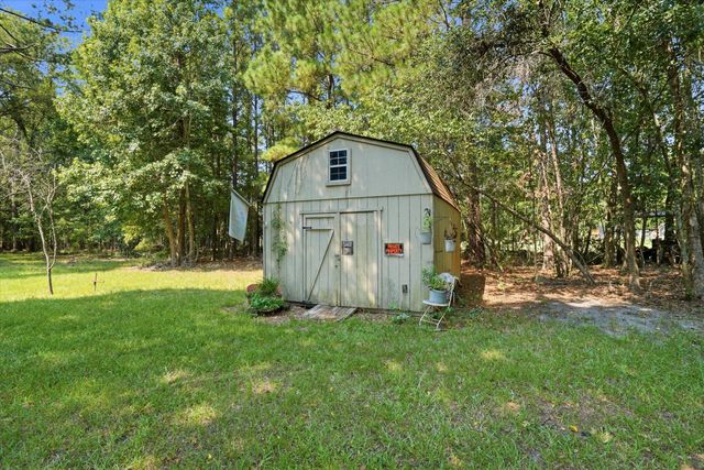 315 Tundra Lane, Ridgeville, SC 29472