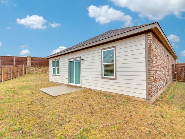 5665 Brownstone Lane, Fort Worth, TX 76036