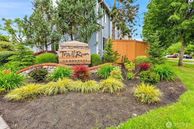 1244 S 51 Place NE, Auburn, WA 98002