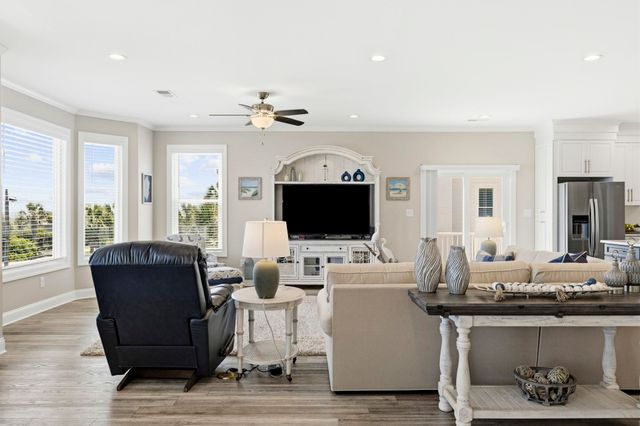 5725 N Ocean Blvd., Myrtle Beach, SC 29577