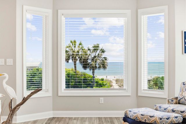 5725 N Ocean Blvd., Myrtle Beach, SC 29577