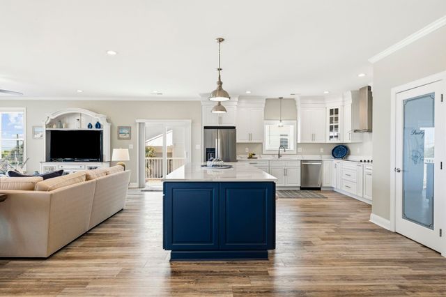 5725 N Ocean Blvd., Myrtle Beach, SC 29577