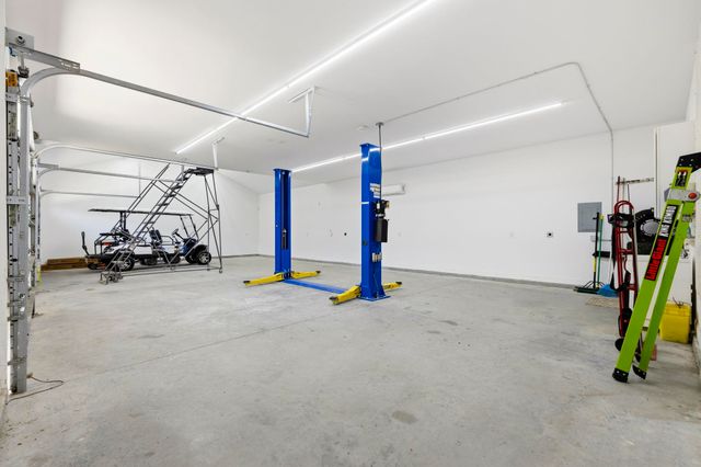 5725 N Ocean Blvd., Myrtle Beach, SC 29577