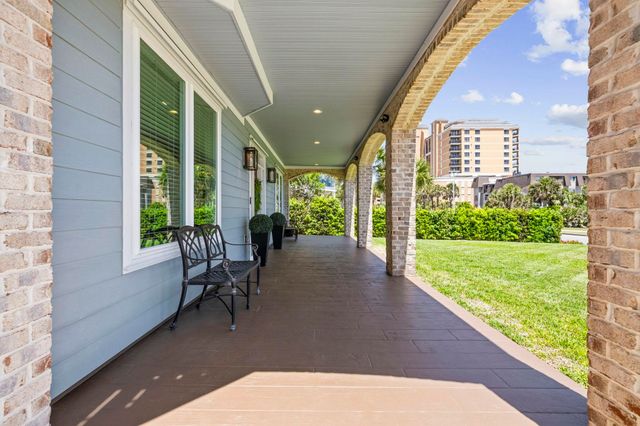 5725 N Ocean Blvd., Myrtle Beach, SC 29577