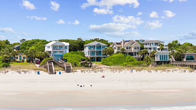 5725 N Ocean Blvd., Myrtle Beach, SC 29577