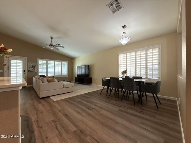5368 W TARO Lane, Glendale, AZ 85308