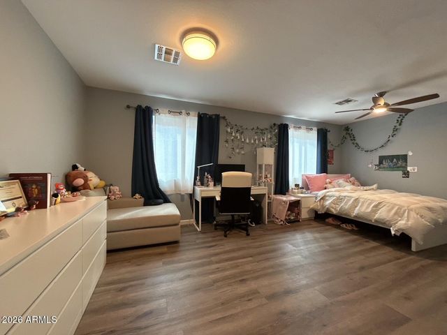 5368 W TARO Lane, Glendale, AZ 85308