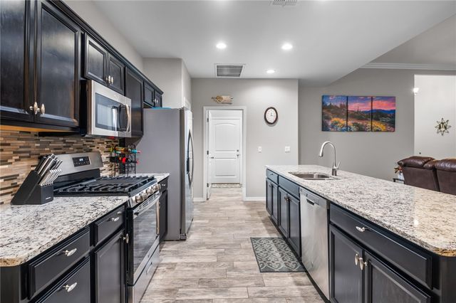 2251 Wildflower Street, Kingman, AZ 86401