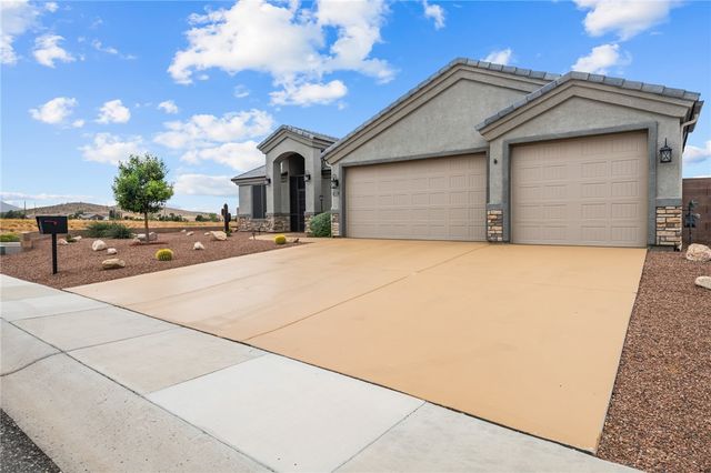 2251 Wildflower Street, Kingman, AZ 86401