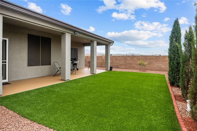 2251 Wildflower Street, Kingman, AZ 86401