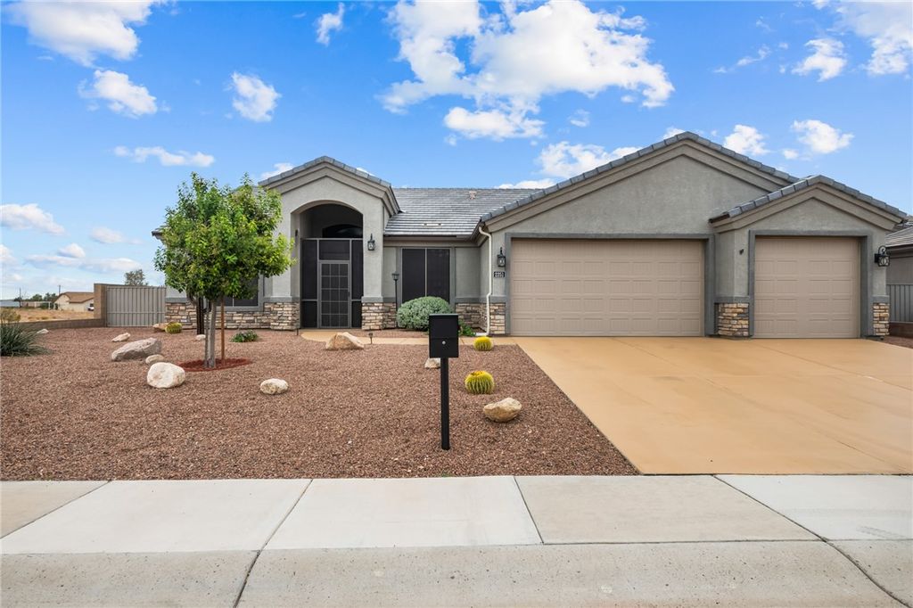 2251 Wildflower Street, Kingman, AZ 86401