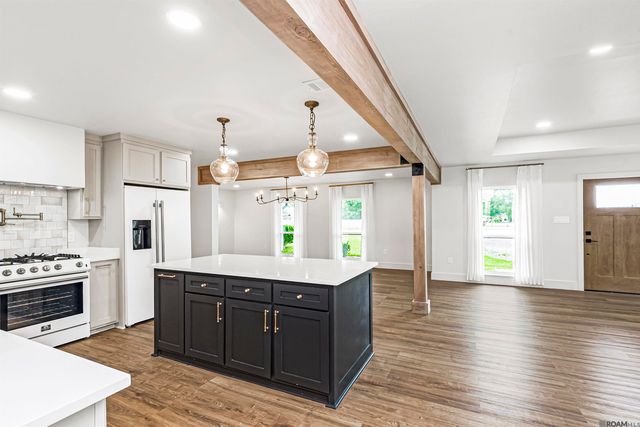 17739 Greenwell Springs Rd, Greenwell Springs, LA 70739