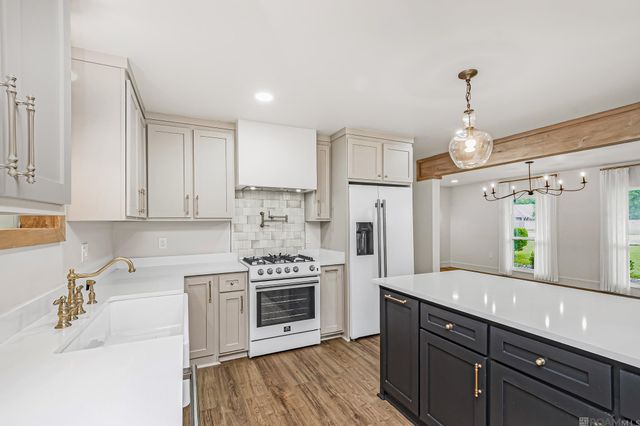 17739 Greenwell Springs Rd, Greenwell Springs, LA 70739