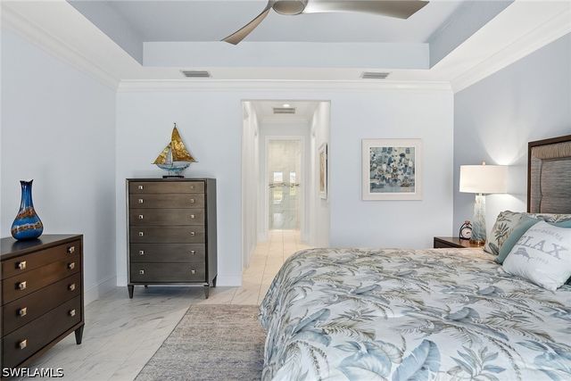 14386 Laguna Springs LN, Naples, FL 34114