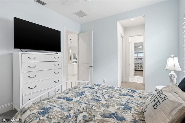 14386 Laguna Springs LN, Naples, FL 34114