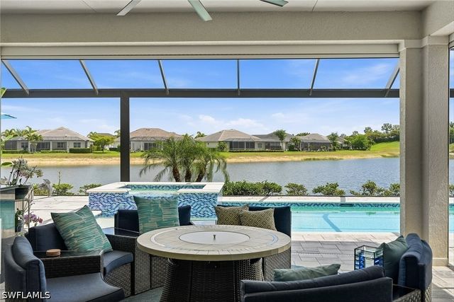 14386 Laguna Springs LN, Naples, FL 34114
