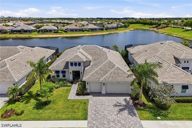 14386 Laguna Springs LN, Naples, FL 34114