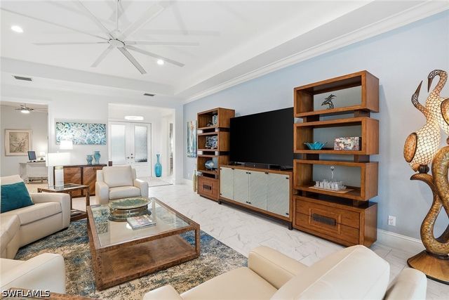 14386 Laguna Springs LN, Naples, FL 34114