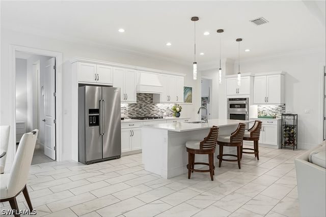 14386 Laguna Springs LN, Naples, FL 34114