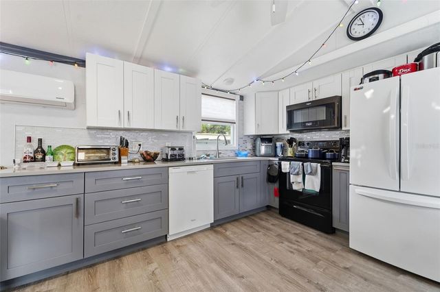 4189 78TH ST N, LOT 27, St Petersburg, FL 33709