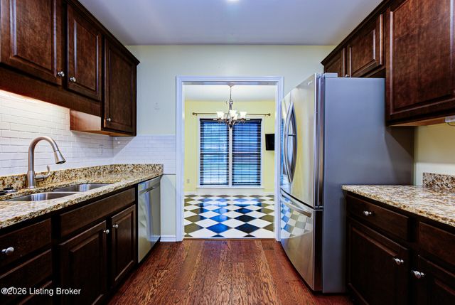 10420 Monticello Forest Cir, Louisville, KY 40299