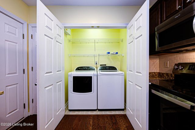 10420 Monticello Forest Cir, Louisville, KY 40299