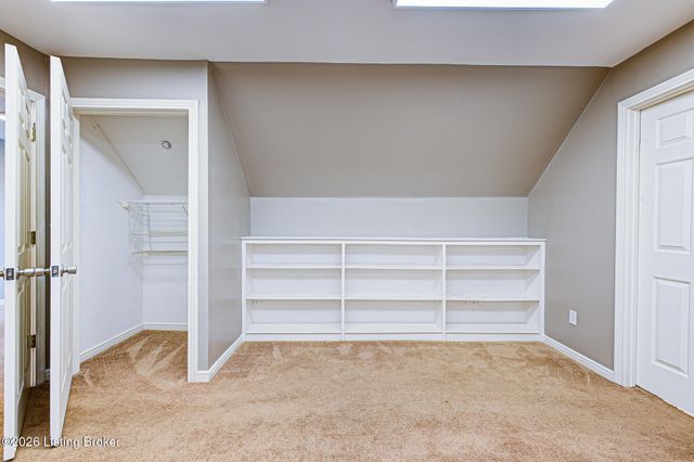 10420 Monticello Forest Cir, Louisville, KY 40299