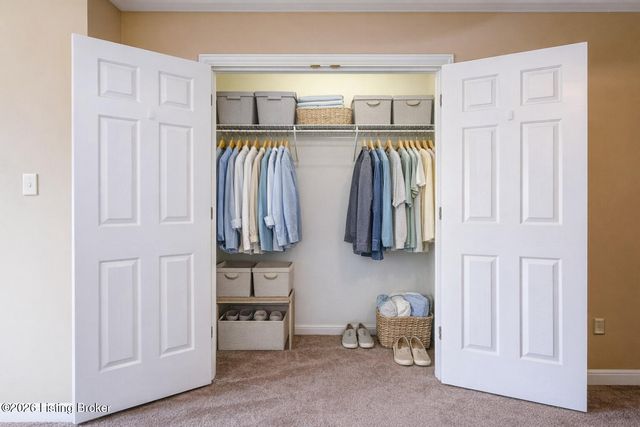 10420 Monticello Forest Cir, Louisville, KY 40299