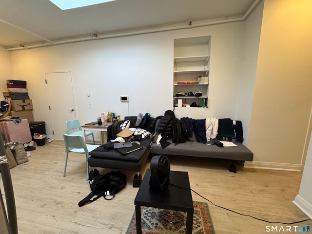 19 Whitney Avenue A, New Haven, CT 06510