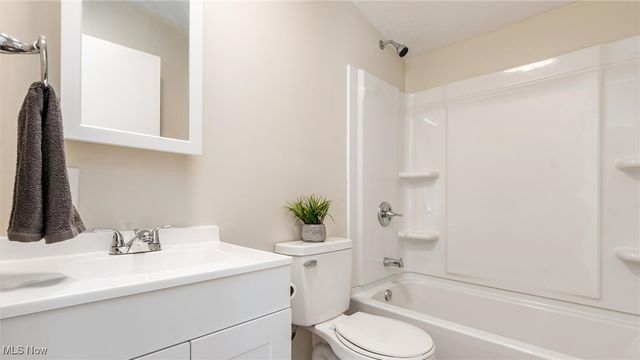 8430 Clay Pike, Chandlersville, OH 43727