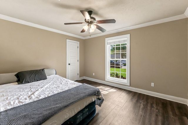 114 Elmwood Street, Huntsville, TX 77320