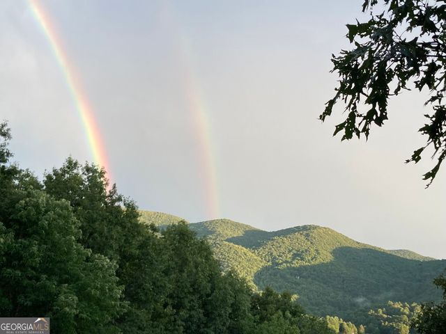 226 Moon Ridge Drive, Dillard, GA 30537