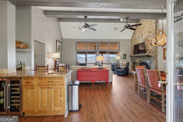 226 Moon Ridge Drive, Dillard, GA 30537