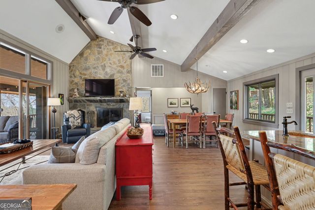 226 Moon Ridge Drive, Dillard, GA 30537