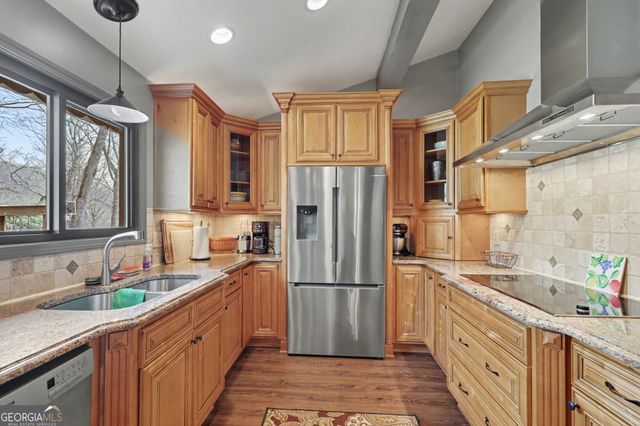 226 Moon Ridge Drive, Dillard, GA 30537